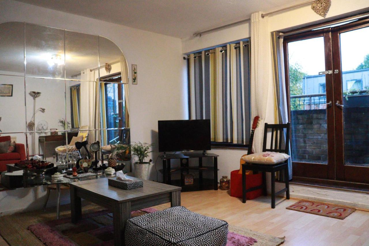 Comfortable 2-Bed House In London Zone 2 Villa Ngoại thất bức ảnh